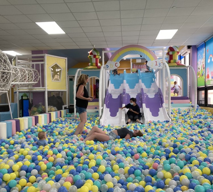 Rainbow Castle Indoor Playground (Flushing,&nbspNY)